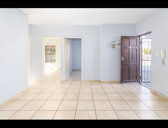 2 BEDROOM APARTMENT FOR SALE IN PARKLANDS EAST